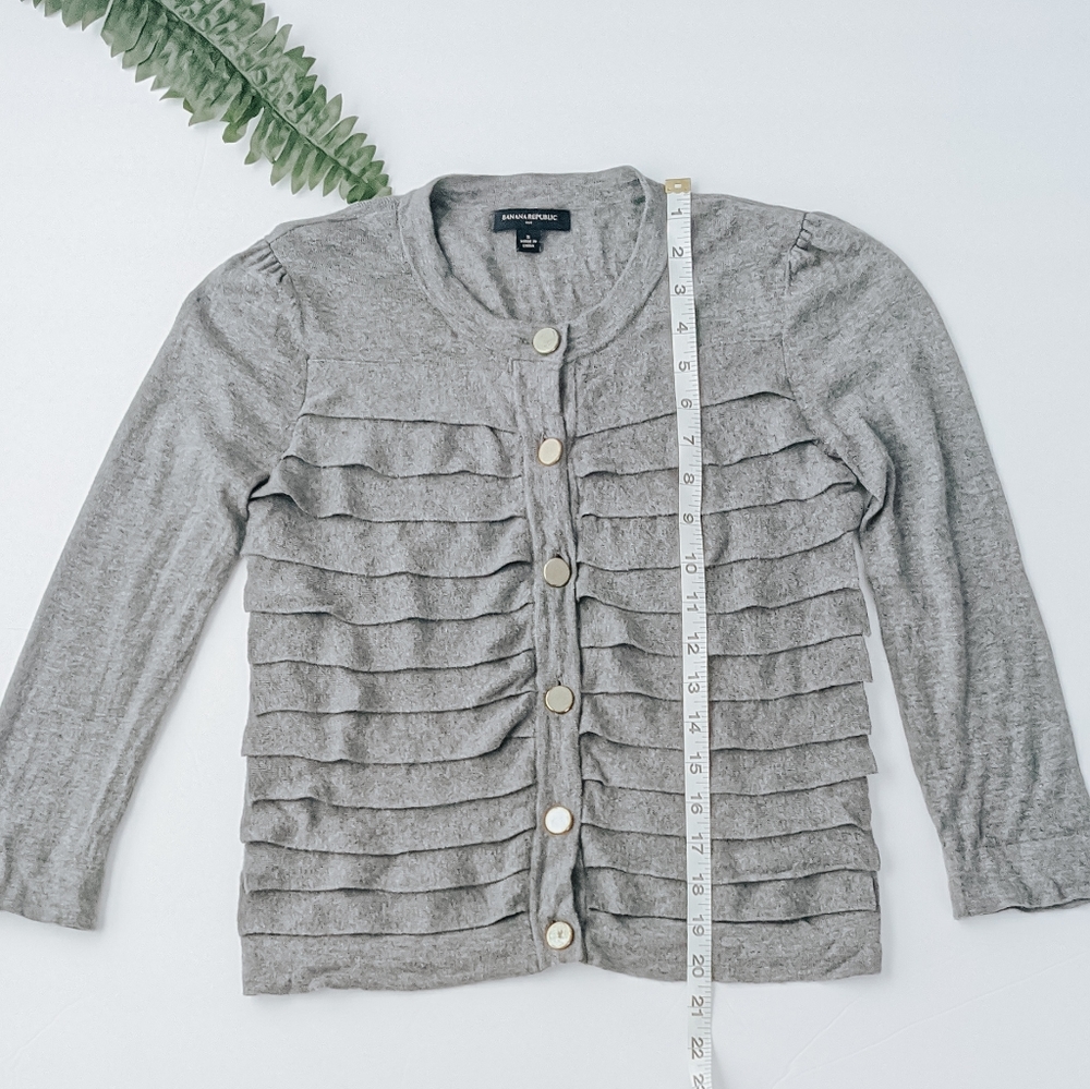 Banana Republic button cardigan